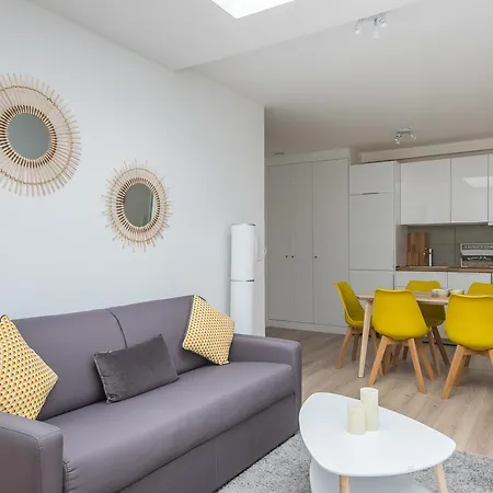 Vintage, F3 Avec Terrasse, Saint Charles Apartment *