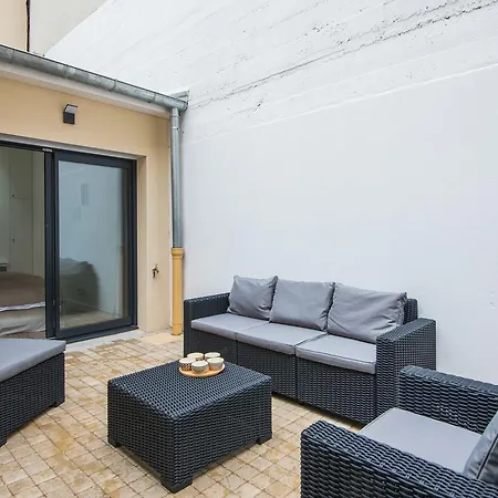 Vintage, F3 Avec Terrasse, Saint Charles Apartment *