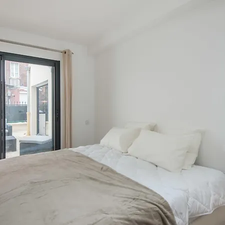 Apartment Vintage, F3 Avec Terrasse, Saint Charles